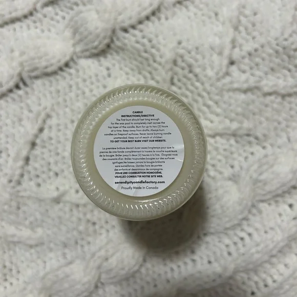 The Serendipity Soy Candle Company  
Holiday Memories Scented Candle - Picture 2 of 3